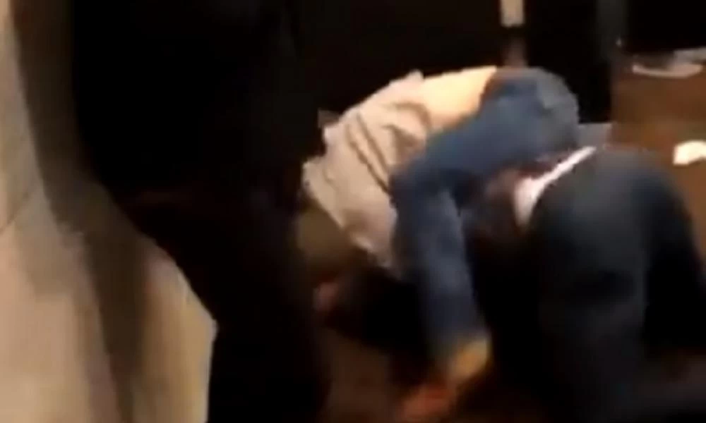 ΒΙΝΤΕΟ - Άγριο ξύλο στις ΗΠΑ μεταξύ γνωστών αθλητών σε μαγαζί
